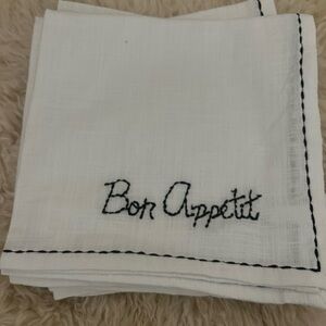 White Embroidered Napkin Set New by Anthropologie